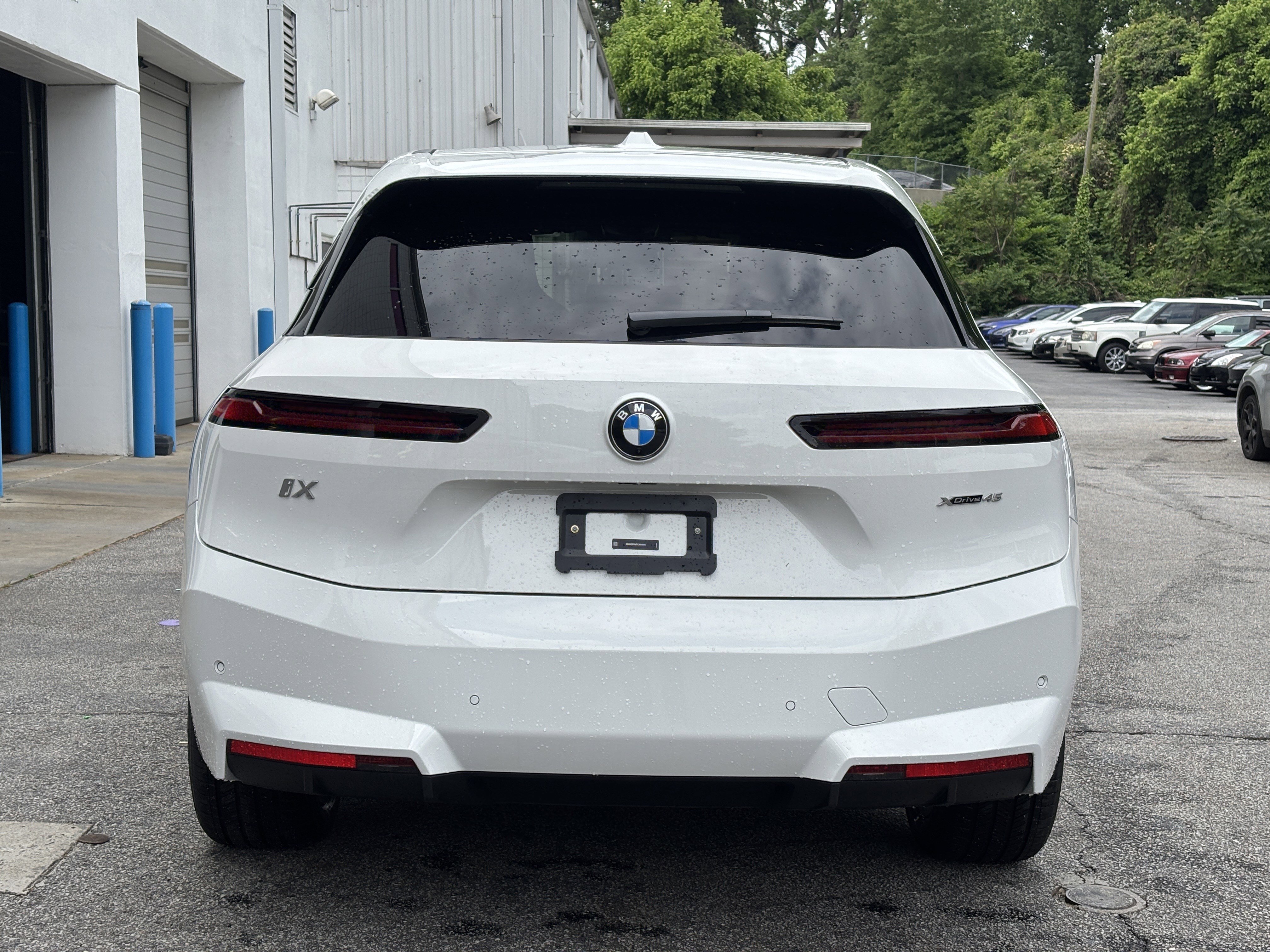 New 2026 BMW iX xDrive45 w/ Premium Package AWD/4WD image 6