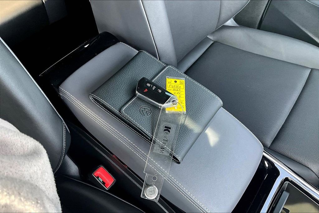 Used 2023 Volkswagen ID.4 Pro S image 35