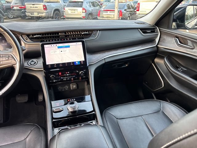 Used 2022 Jeep Grand Cherokee L Limited image 10