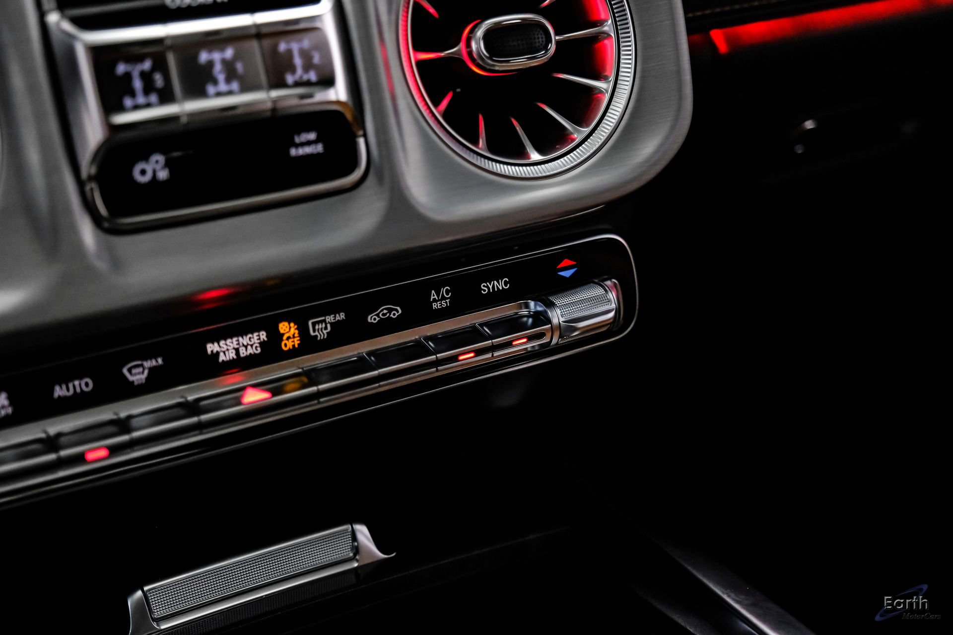 Used 2025 Mercedes-Benz G 63 AMG 4MATIC image 69