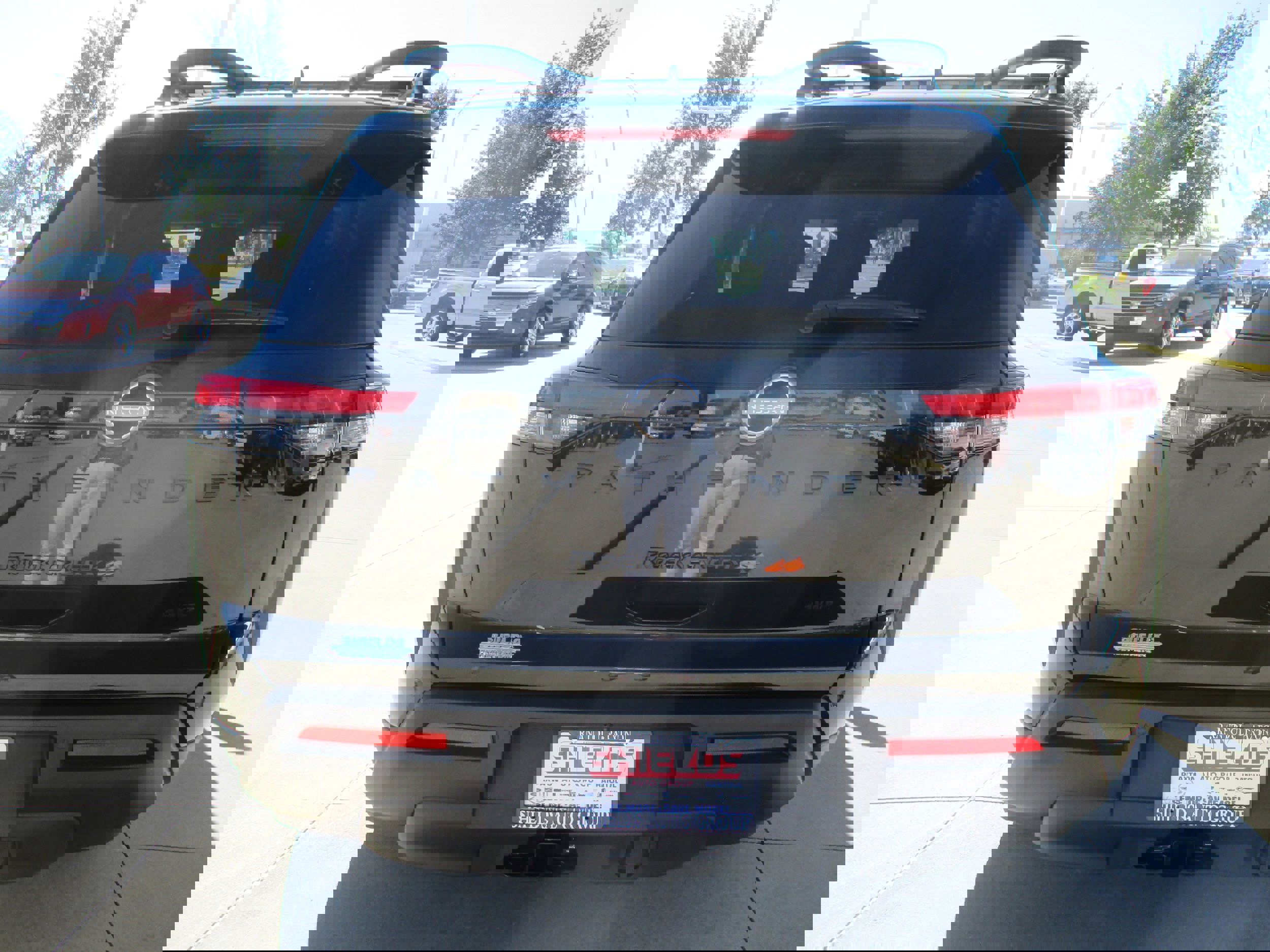 Used 2023 Nissan Pathfinder Rock Creek image 5