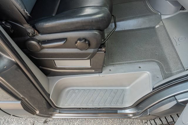 Used 2016 Mercedes-Benz Sprinter 2500 image 35