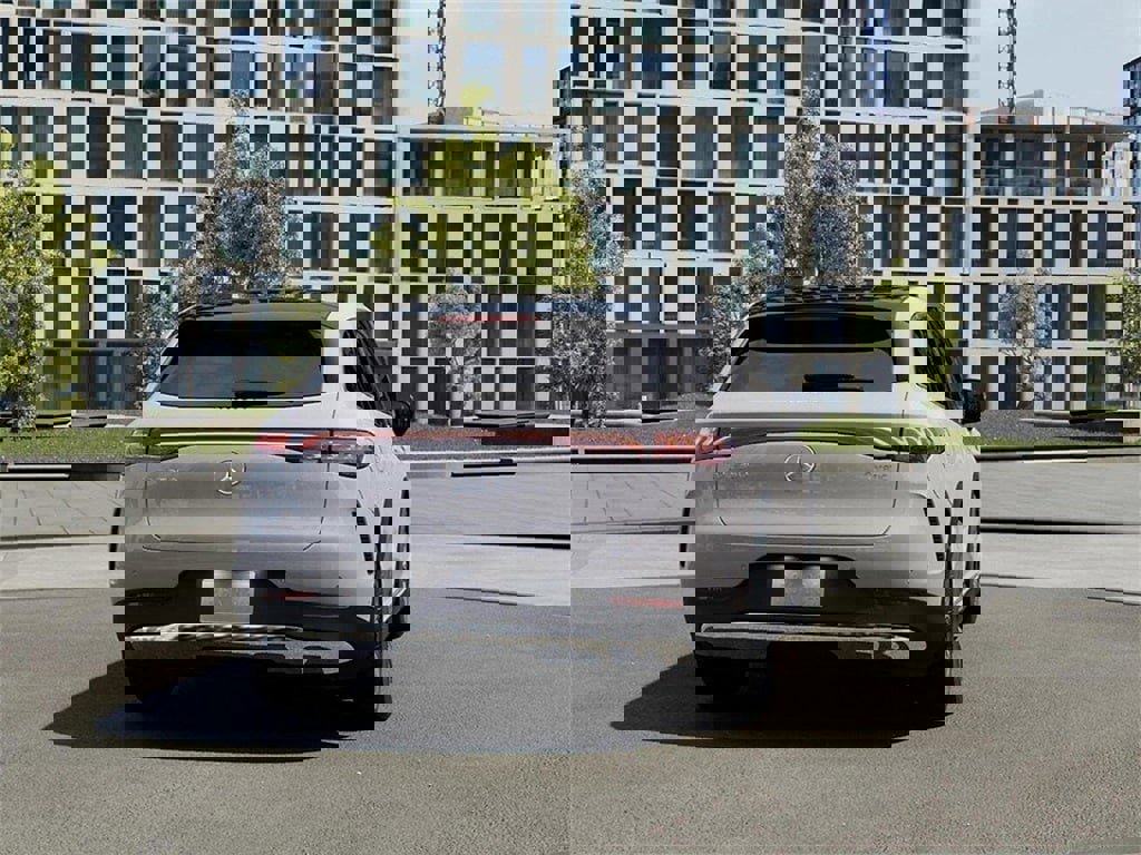 New 2025 Mercedes-Benz EQE 350+ 4MATIC SUV image 24