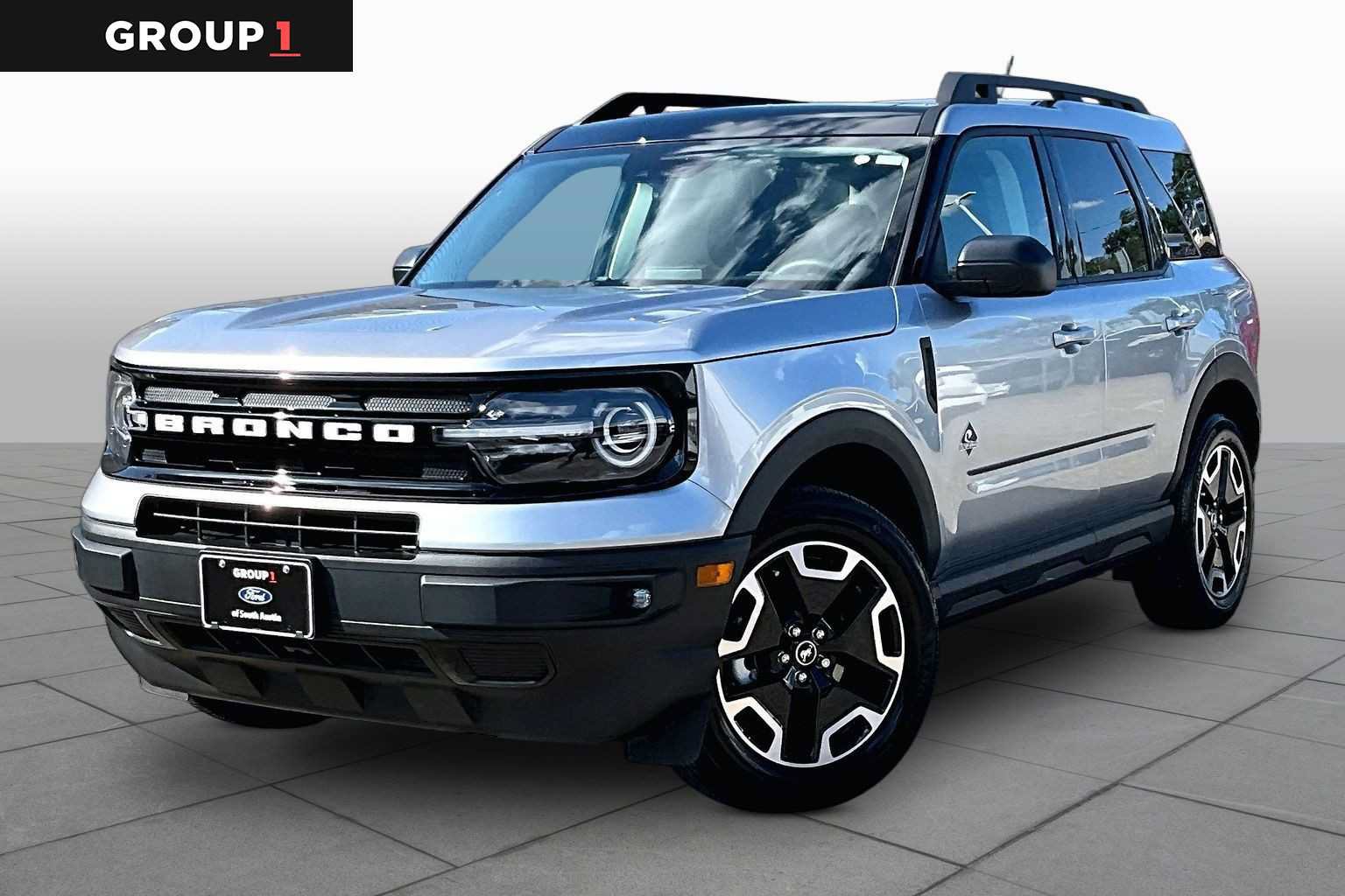 Used 2023 Ford Bronco Sport Outer Banks w/ Tech Package AWD/4WD image 1