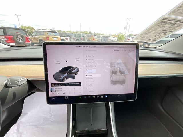 Used 2020 Tesla Model 3 Standard Range Plus RWD image 25