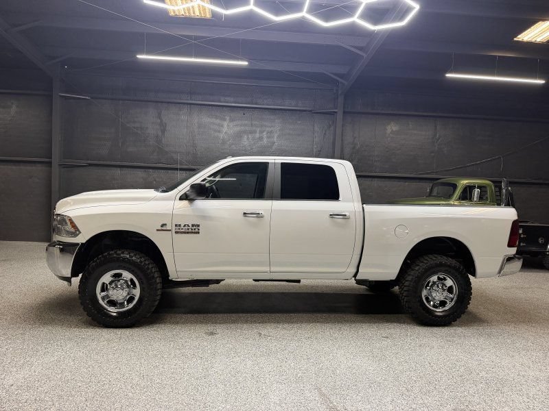 Used 2018 RAM 2500 SLT AWD/4WD image 8