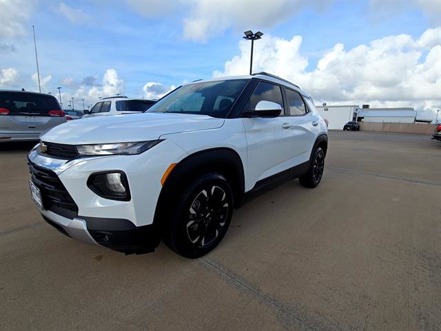 Used 2023 Chevrolet TrailBlazer LT FWD image 3