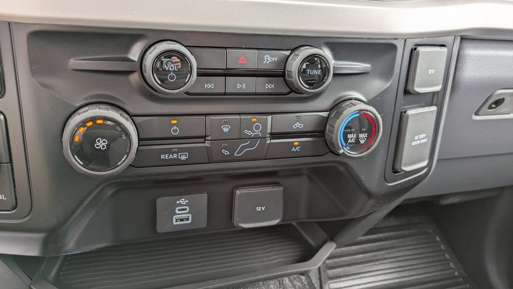 New 2026 Ford F250 XL AWD/4WD image 15