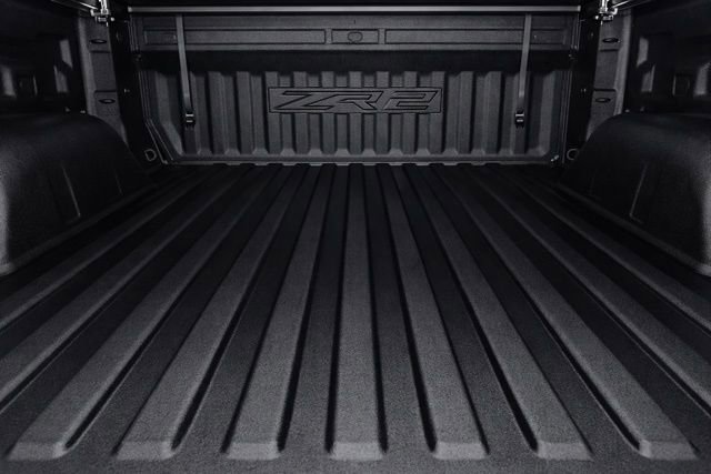 Used 2022 Chevrolet Silverado 1500 ZR2 w/ Technology Package AWD/4WD image 8