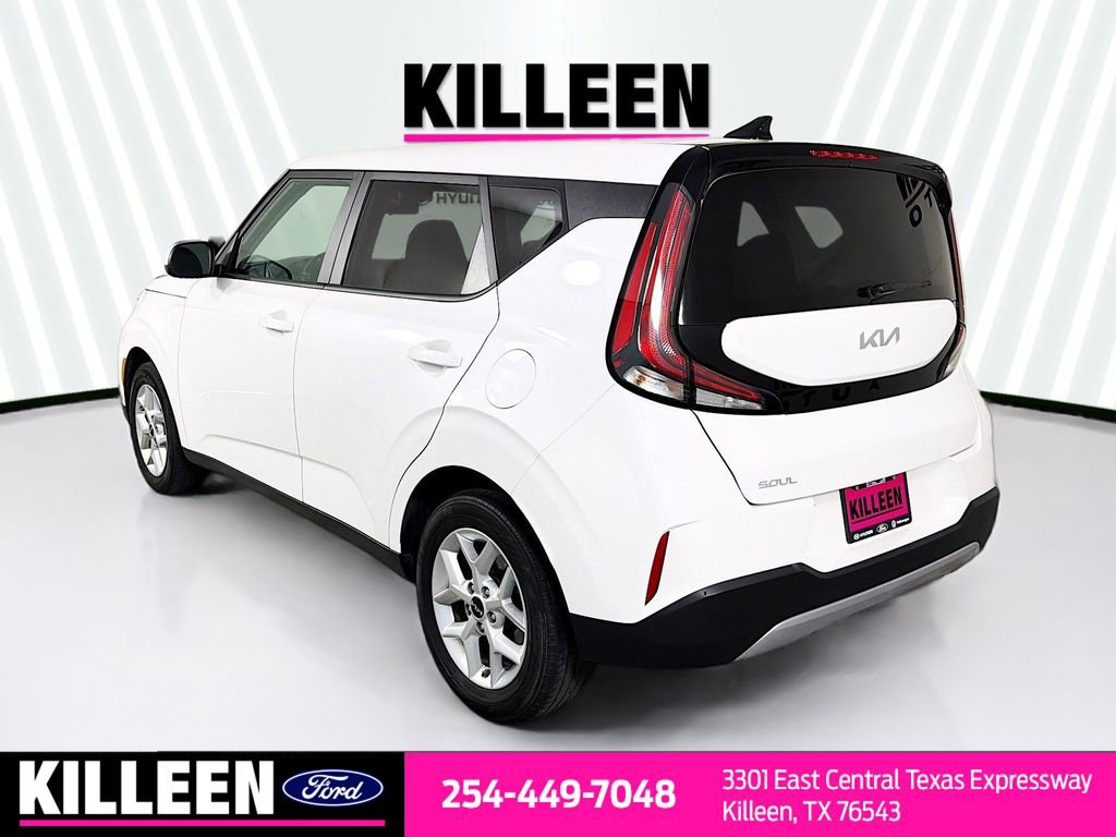Used 2024 Kia Soul LX w/ Option Group 015 image 6