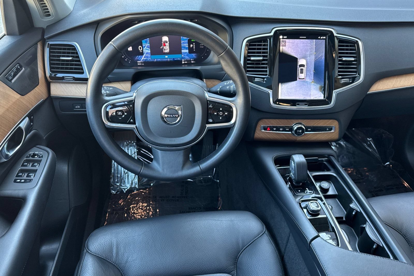 Used 2023 Volvo XC90 T8 Plus w/ Protection Package Premier AWD/4WD image 16