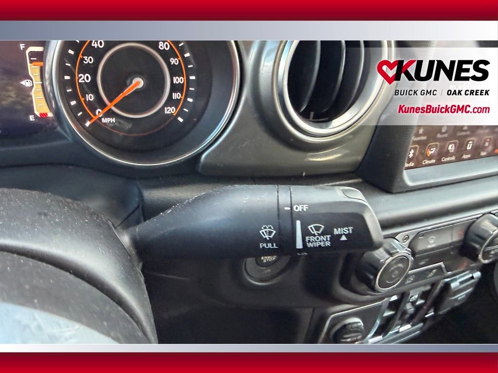 Used 2023 Jeep Gladiator Overland image 12