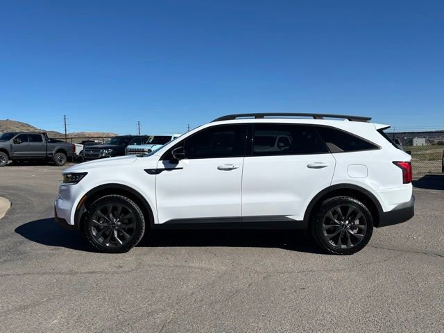 Used 2023 Kia Sorento SX Prestige image 2