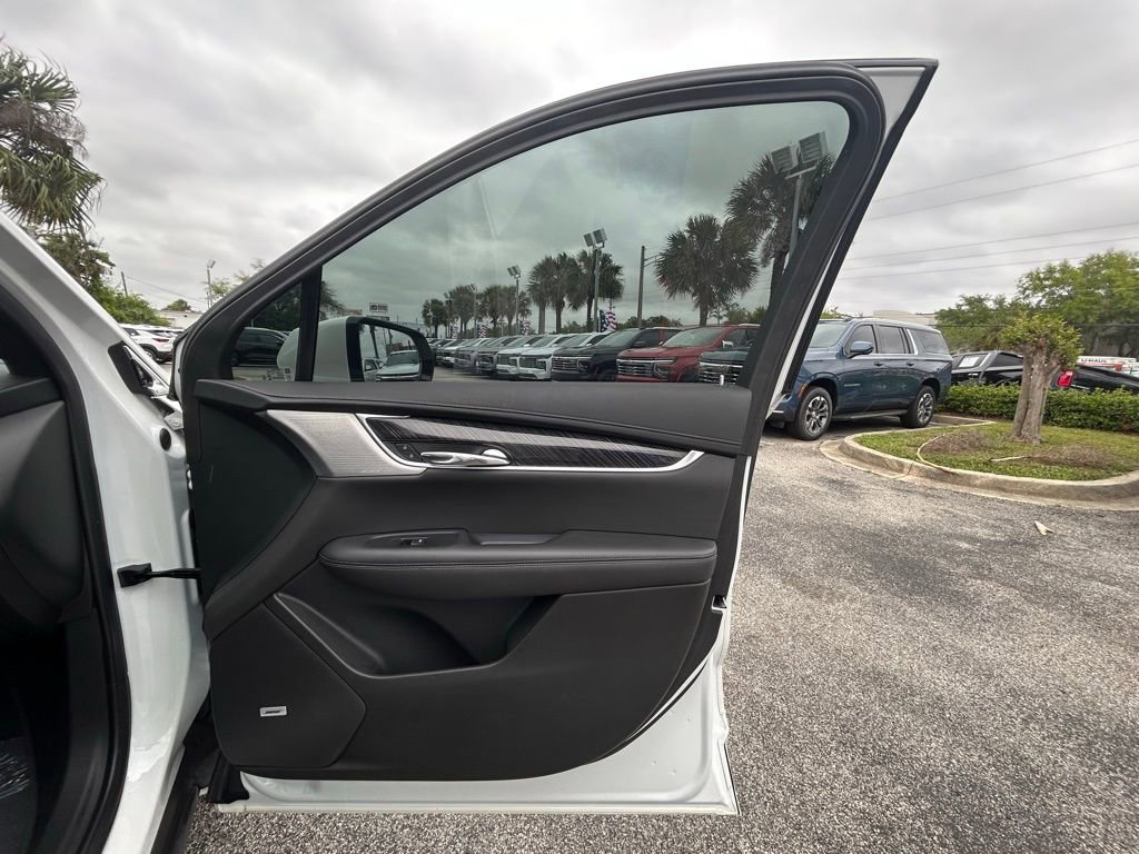Used 2021 Cadillac XT6 Premium Luxury AWD/4WD image 28