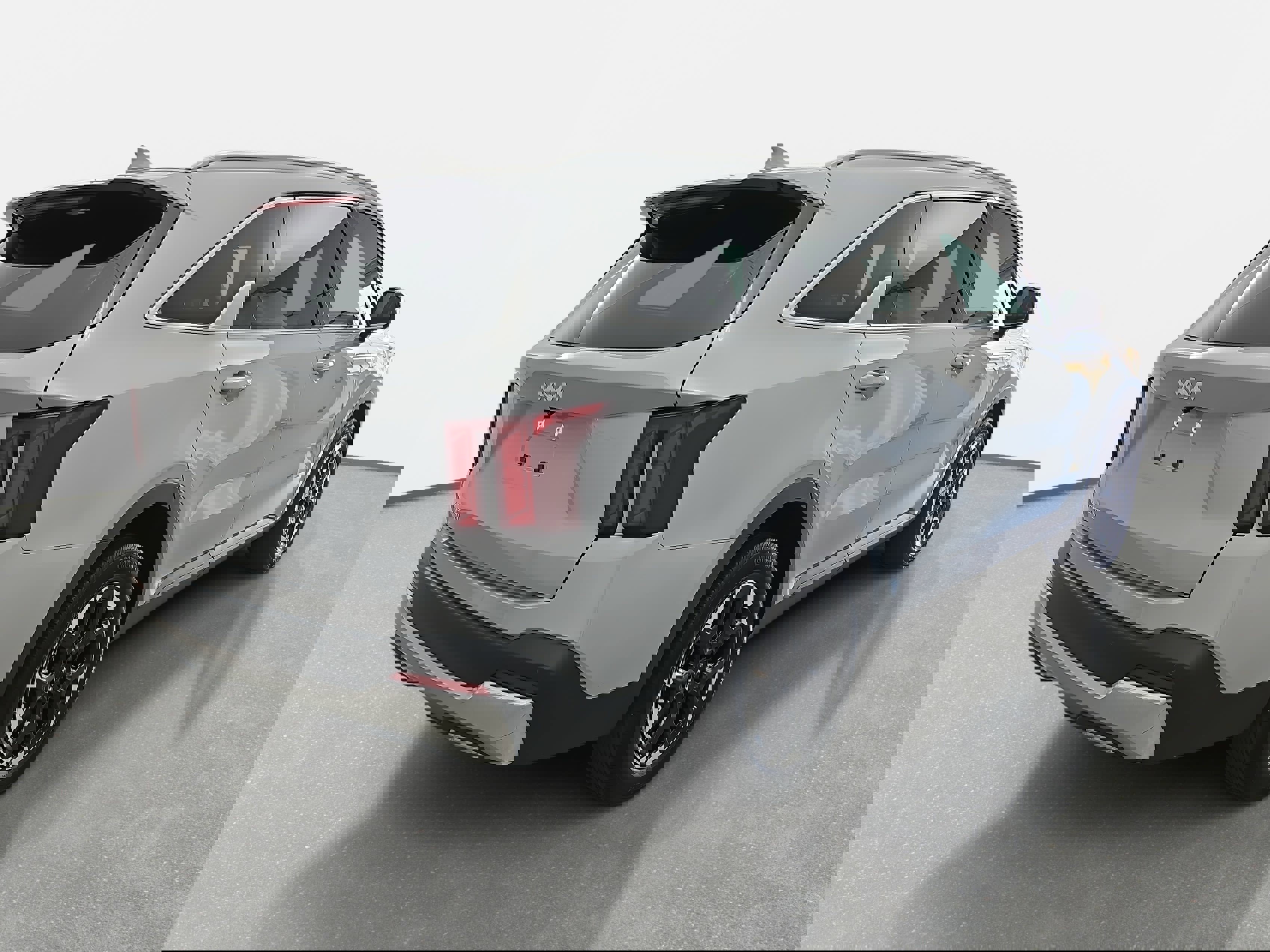 Used 2025 Kia Sorento S w/ Panoramic Sunroof Package image 3