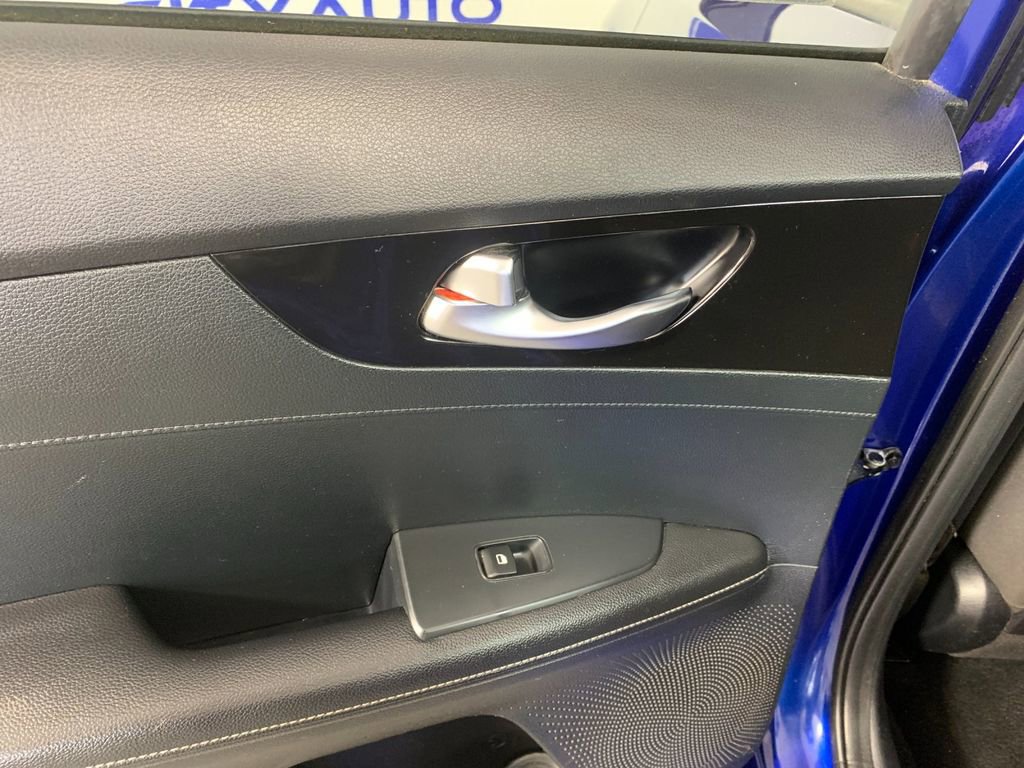 Used 2019 Kia Forte S FWD image 31