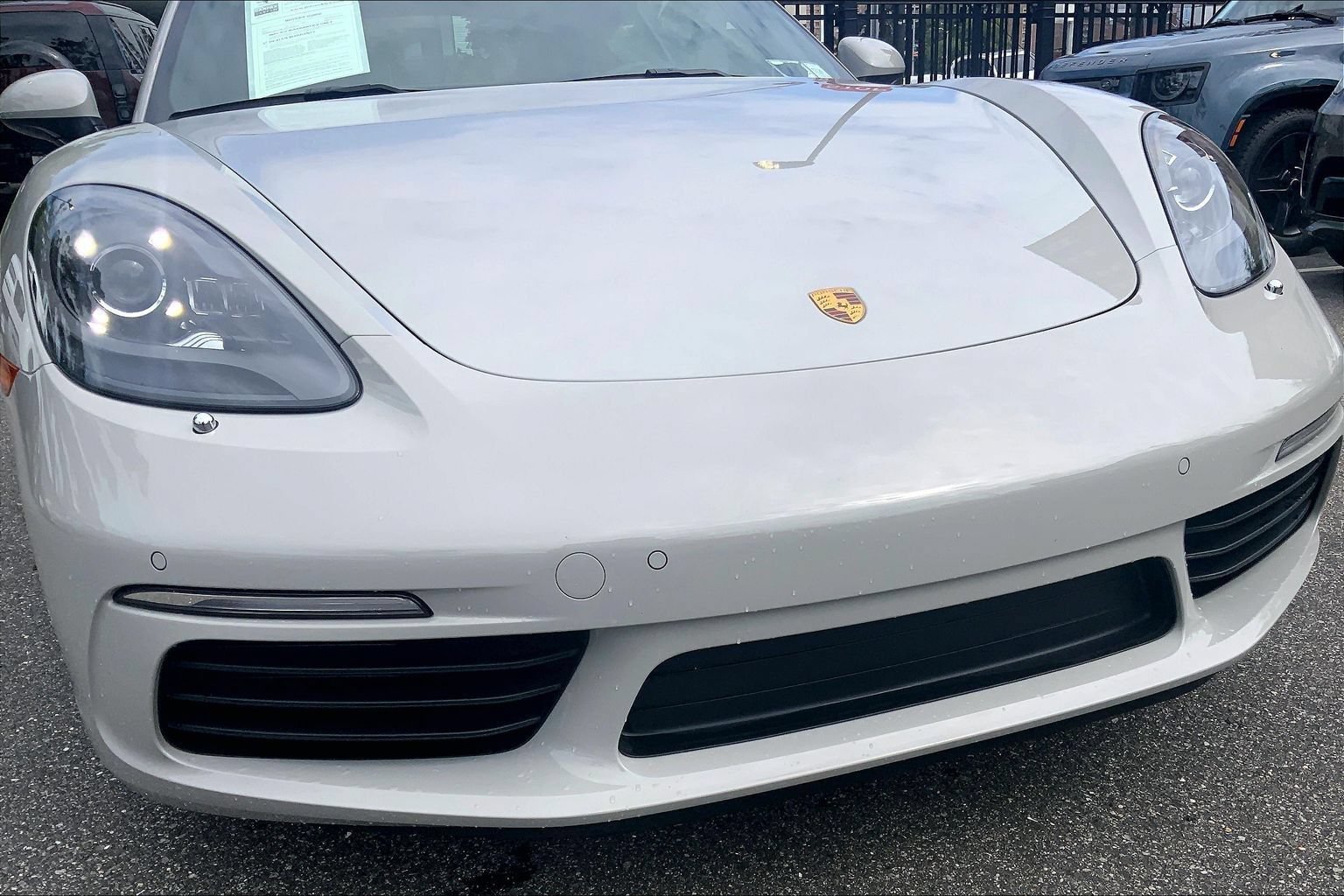 Used 2024 Porsche 718 Cayman RWD image 6