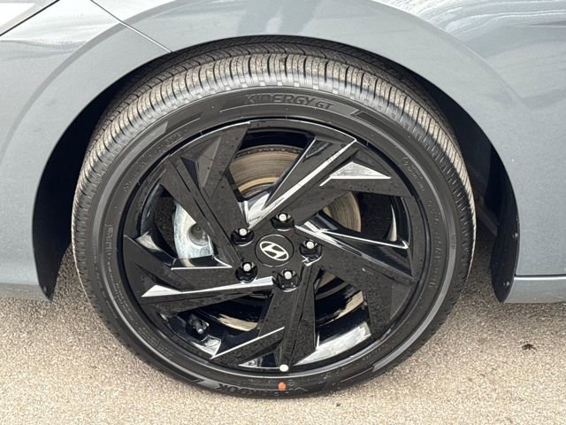 Certified 2026 Hyundai Elantra Sport image 23