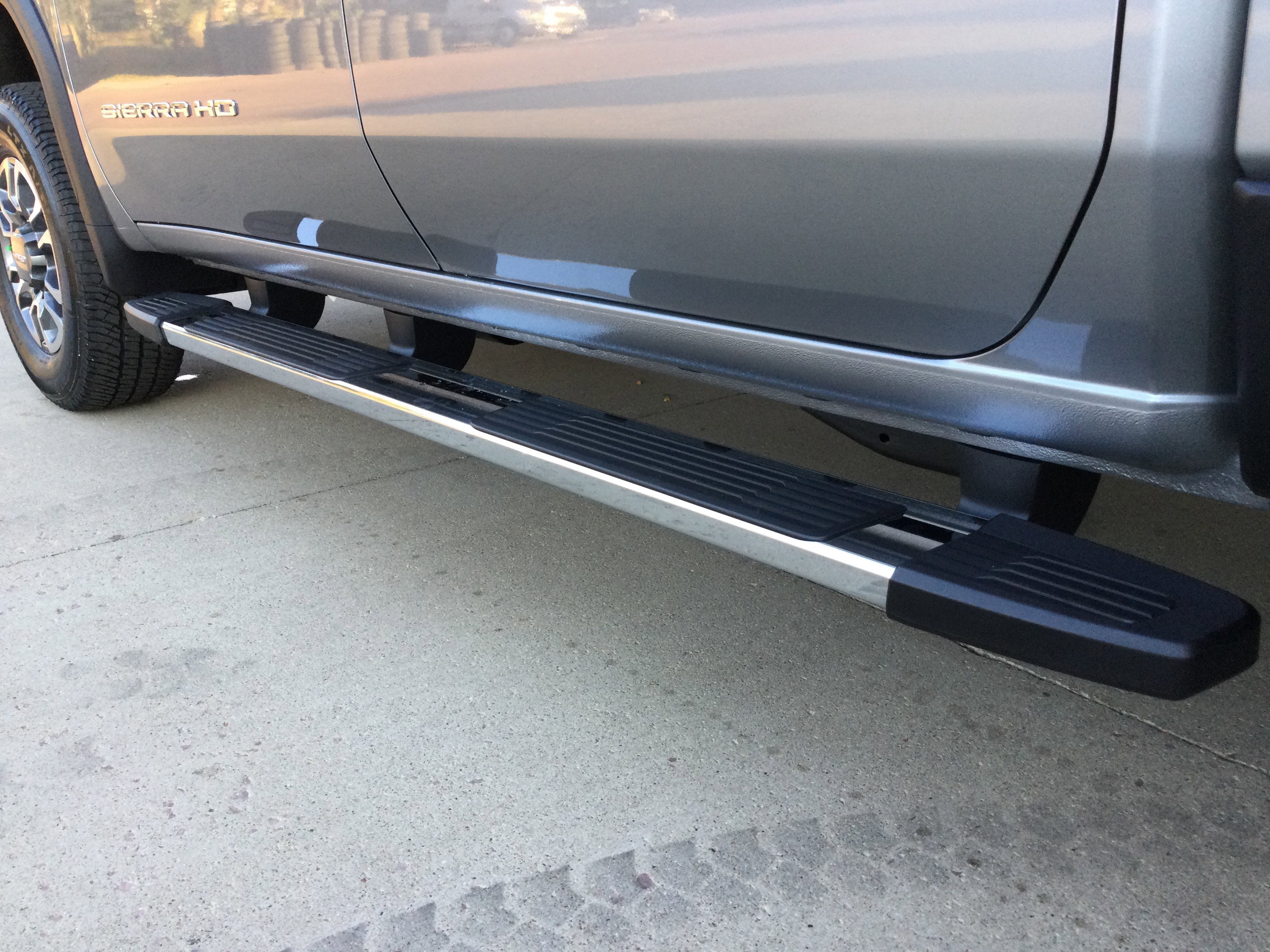 New 2026 GMC Sierra 2500 SLE w/ SLE Value Package; image 6