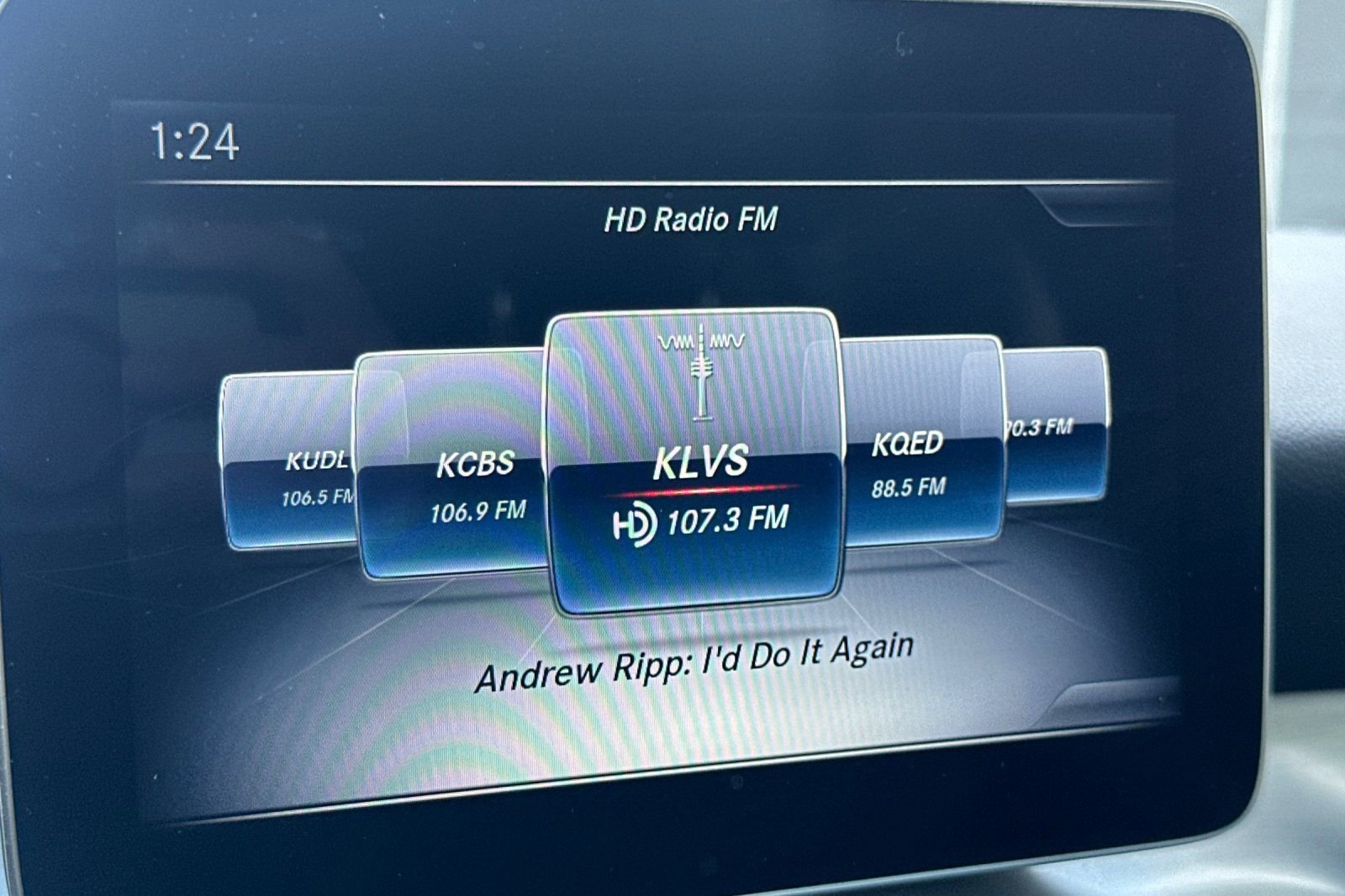 Used 2019 Mercedes-Benz GLA 250 4MATIC image 16