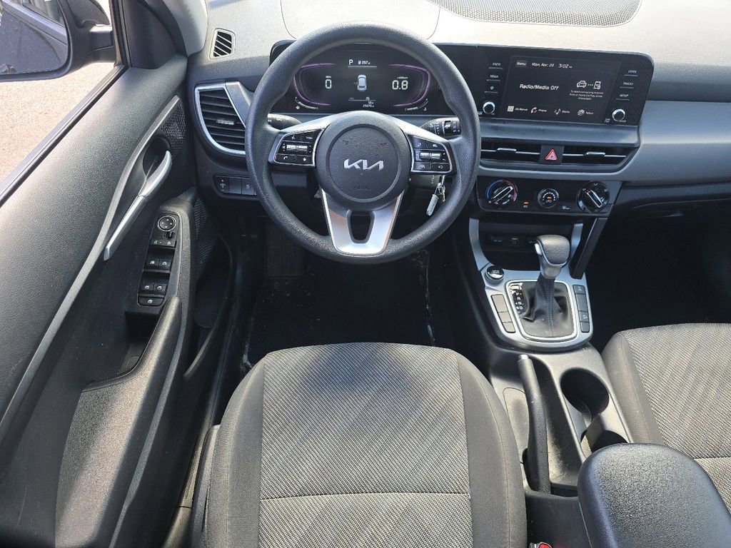 Used 2024 Kia Seltos LX AWD/4WD image 22