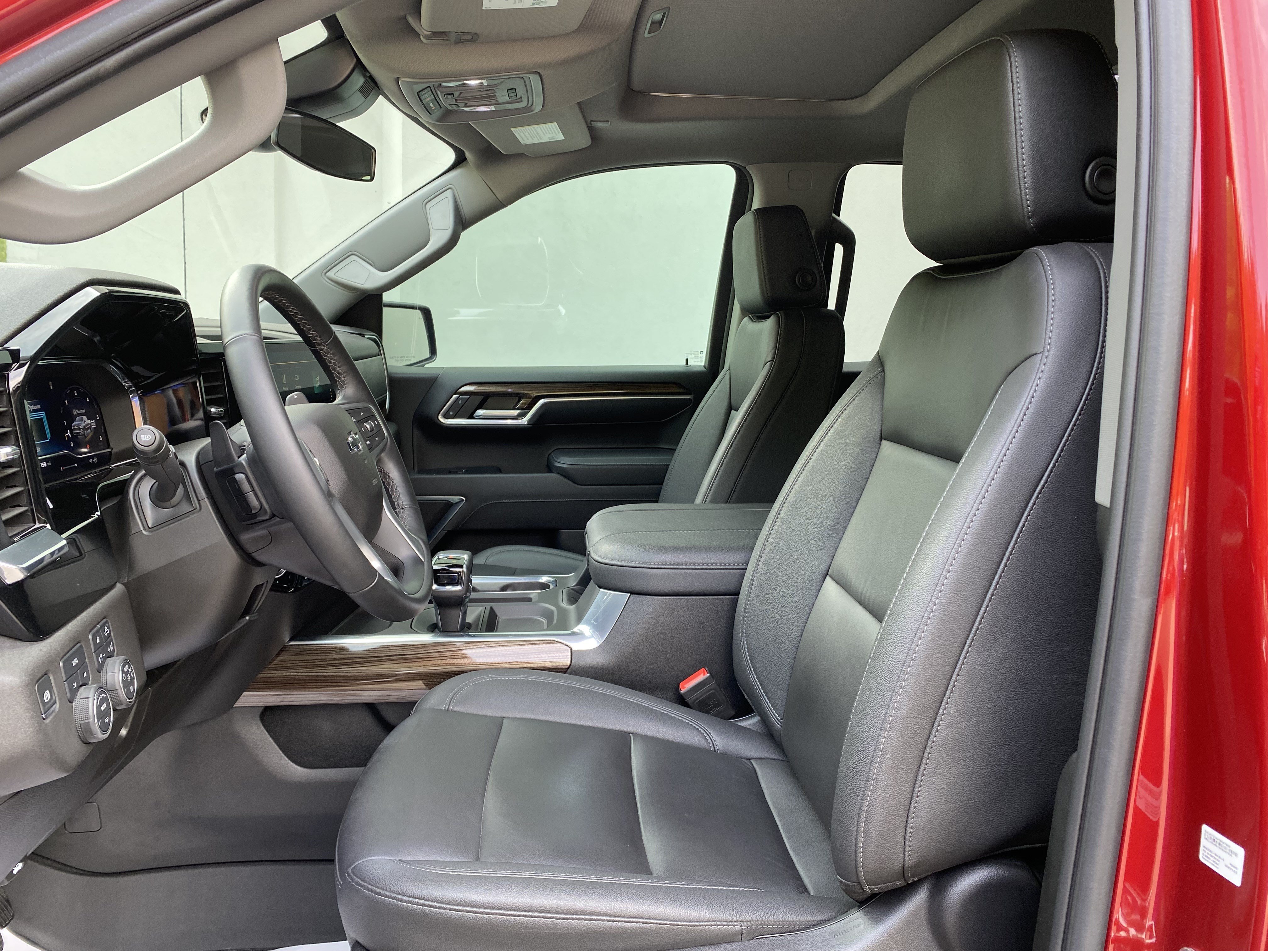 Used 2025 Chevrolet Silverado 1500 RST w/ RST All Star Premium Package AWD/4WD image 16