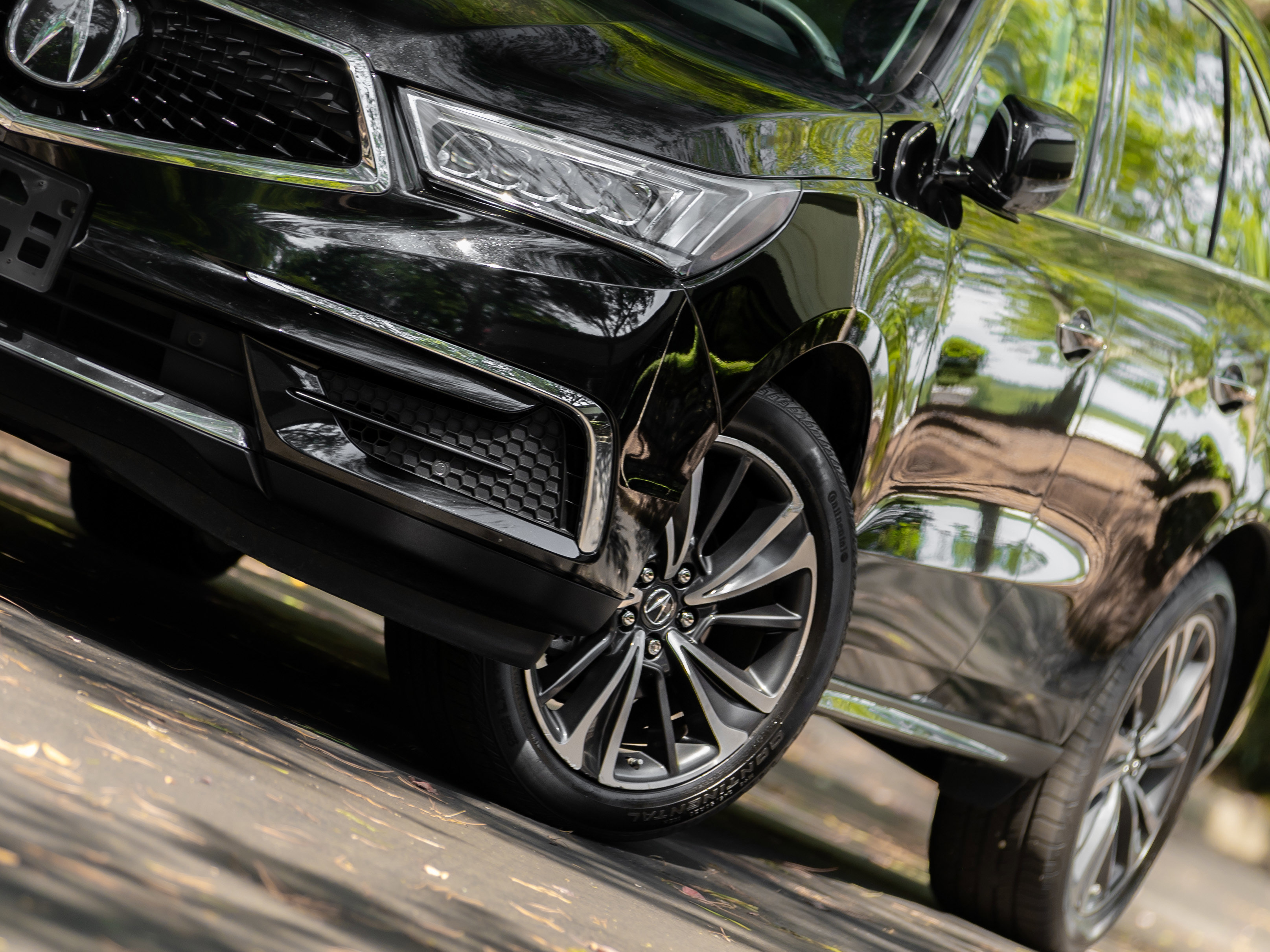 Used 2020 Acura MDX SH-AWD w/ Technology Package image 24