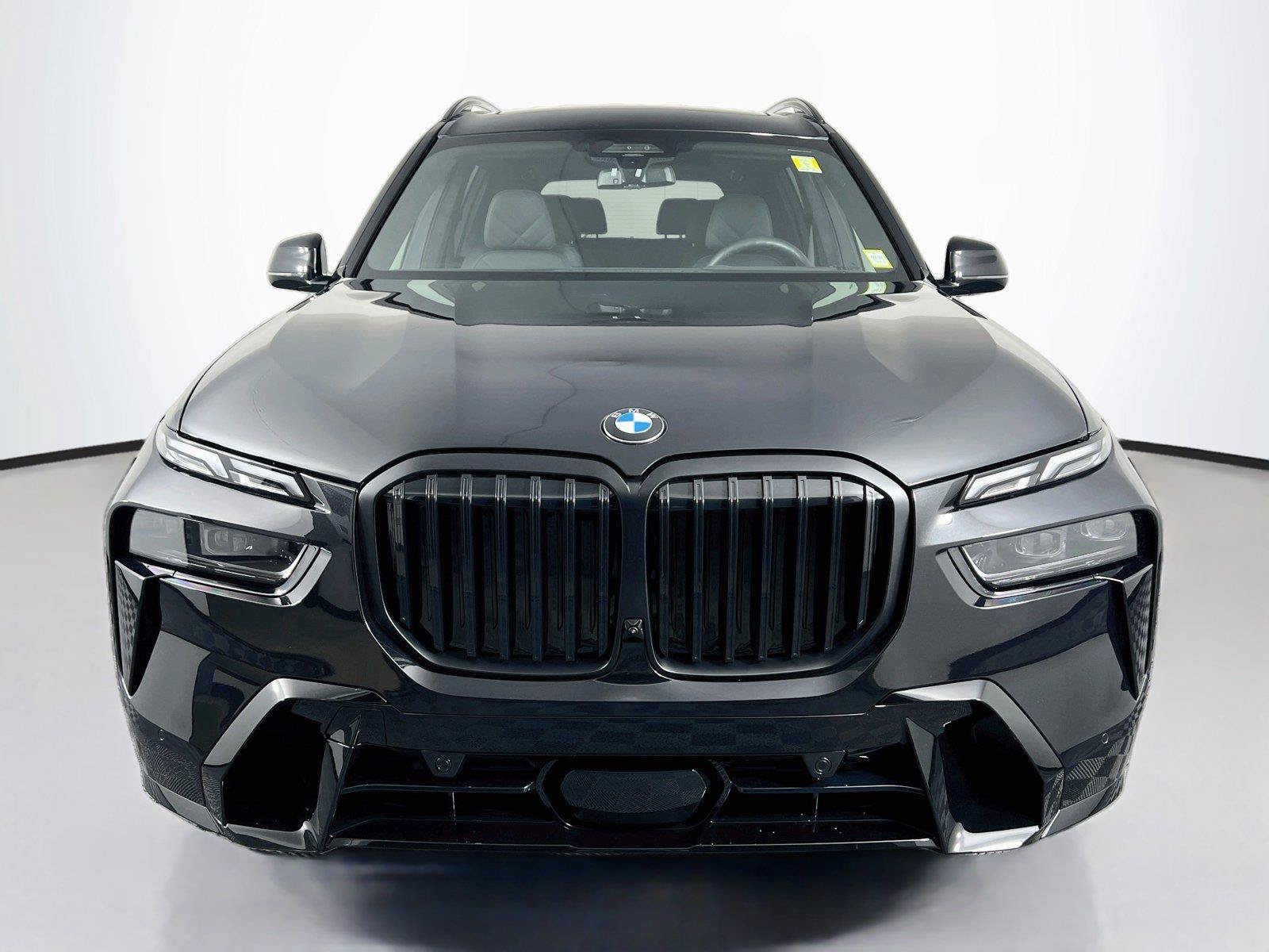 Used 2027 BMW X7 xDrive40i w/ M Sport Package AWD/4WD image 9
