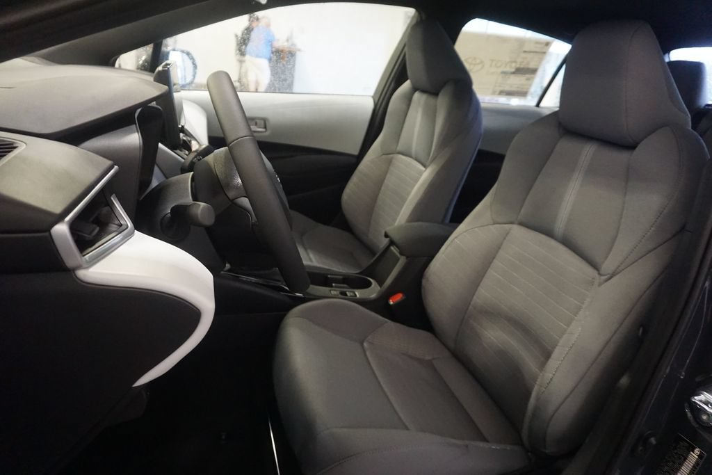 New 2026 Toyota Corolla SE FWD image 18