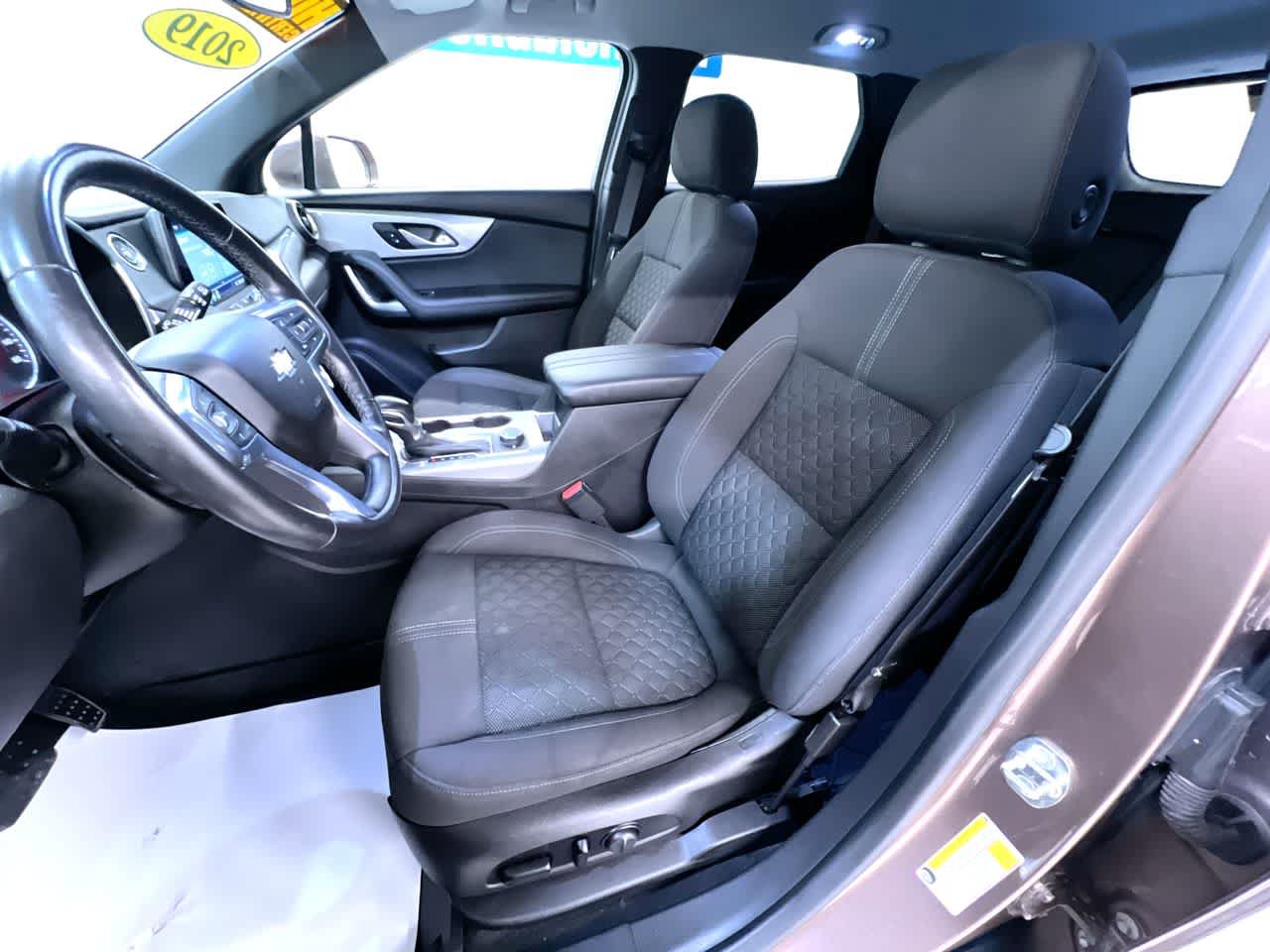 Used 2019 Chevrolet Blazer LT FWD image 14
