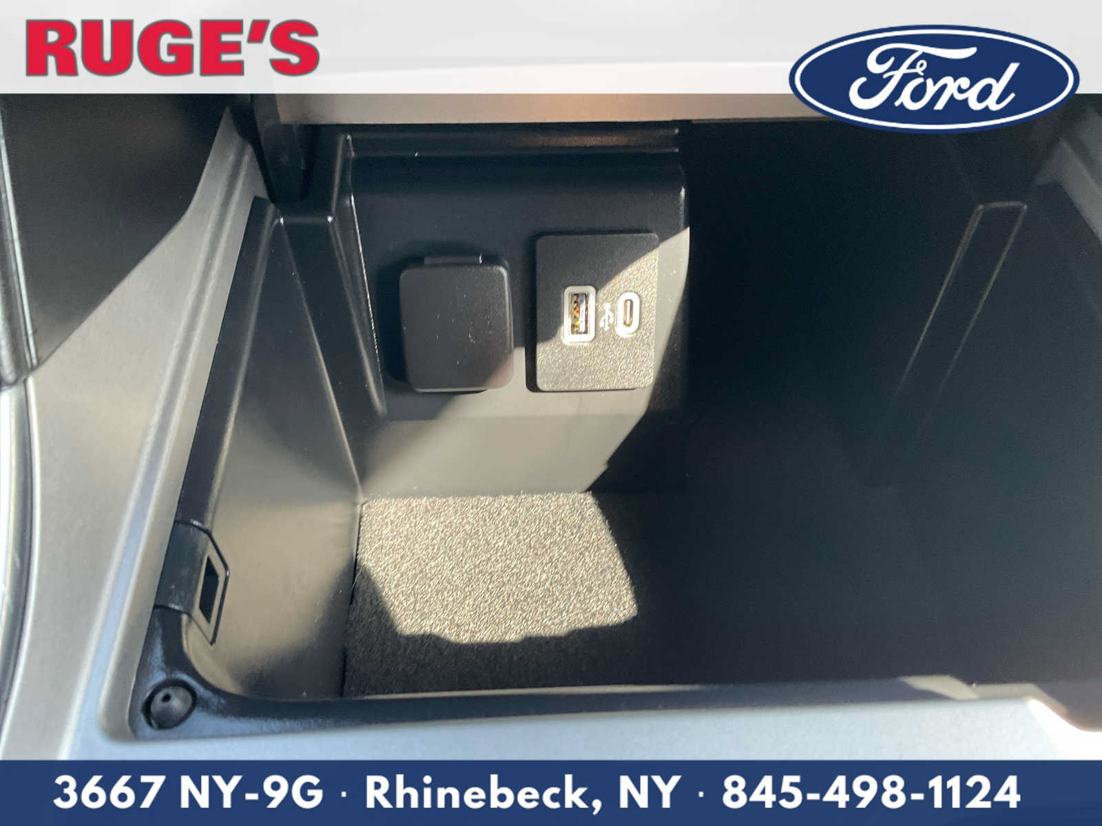 Certified 2023 Ford Explorer XLT w/ Equipment Group 202A AWD/4WD image 26