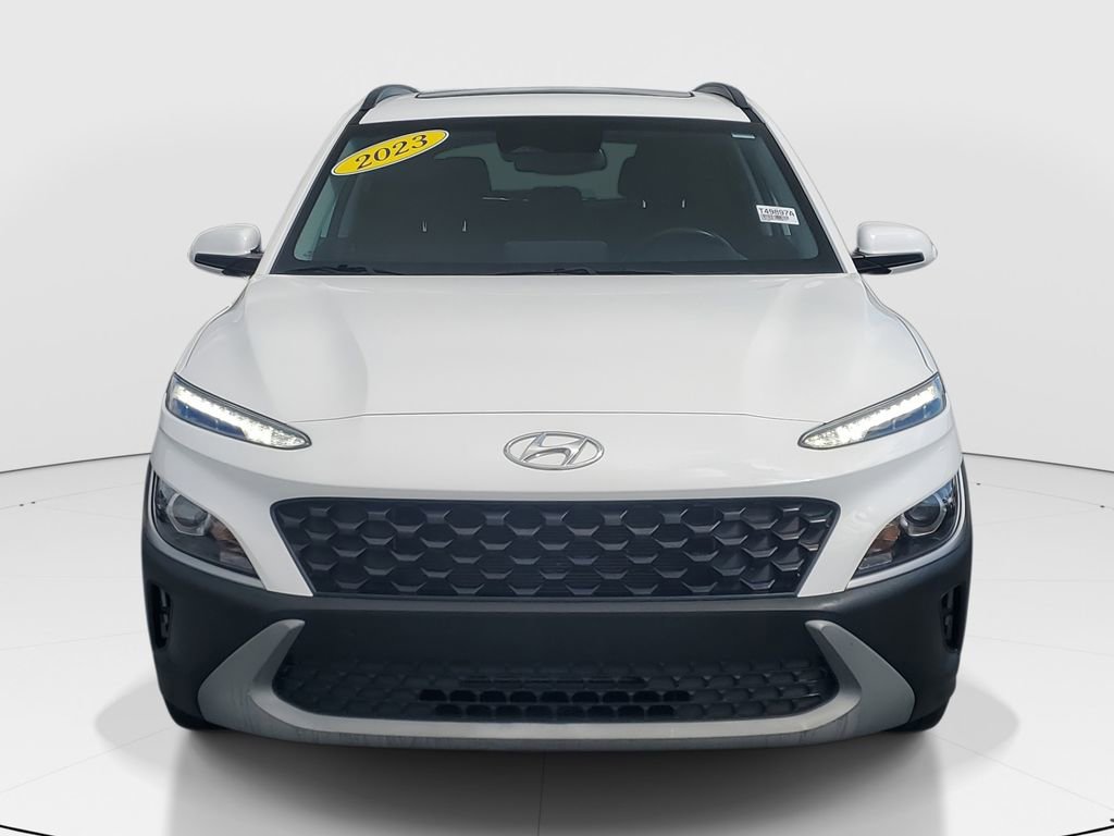 Used 2023 Hyundai Kona SEL w/ Convenience Package image 2