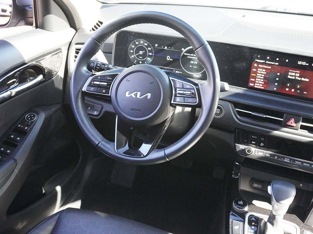 Used 2024 Kia Seltos EX AWD/4WD image 34