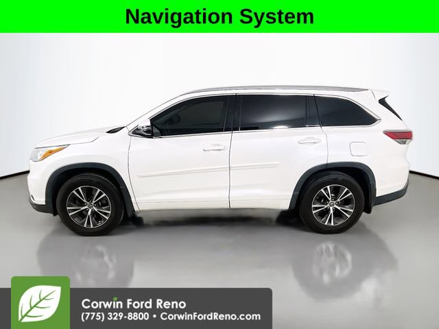 Used 2016 Toyota Highlander XLE image 4