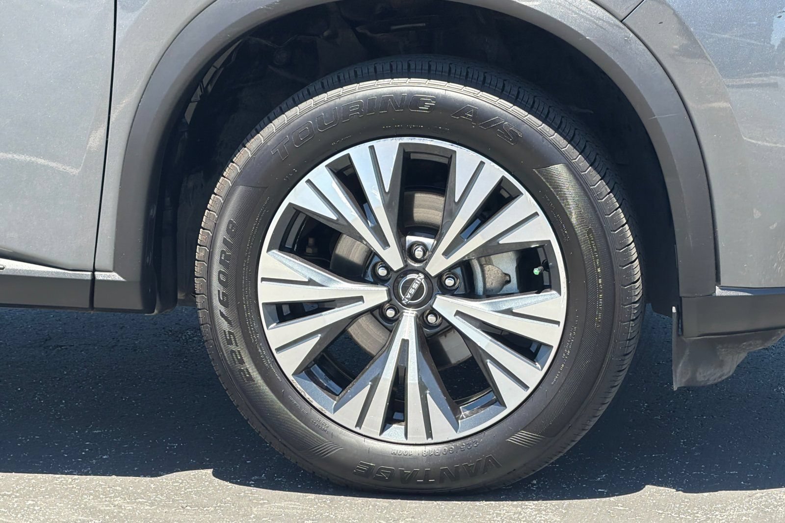 Used 2023 Nissan Rogue SV FWD image 28