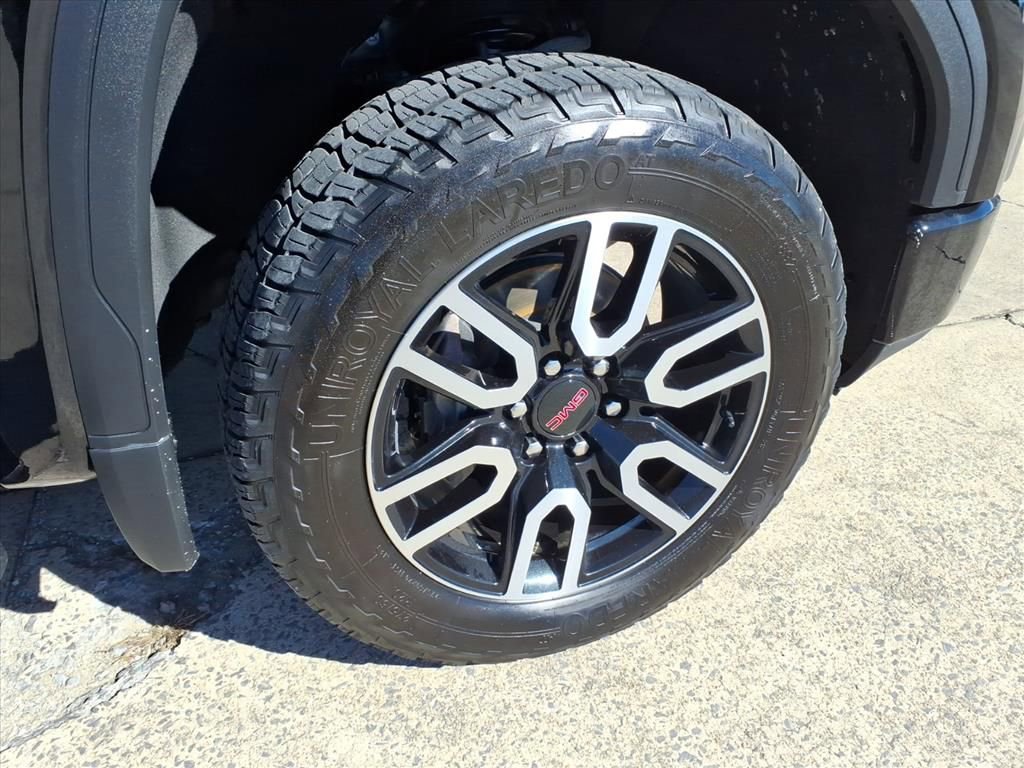 Used 2020 GMC Sierra 1500 AT4 w/ AT4 Premium Package image 9