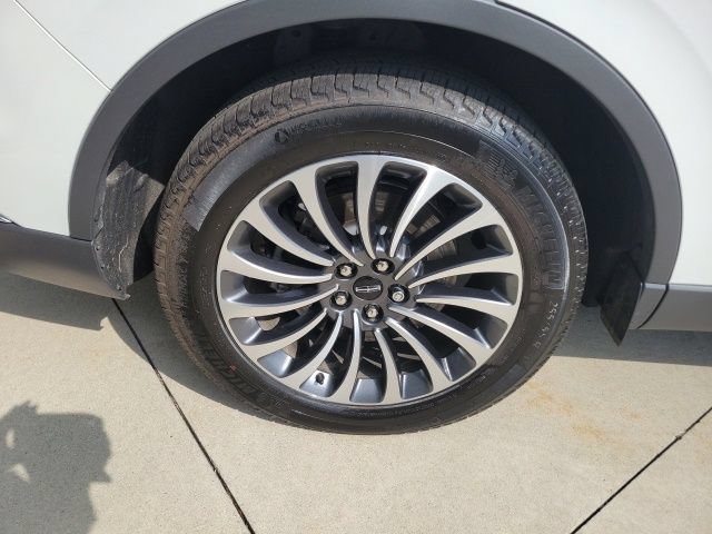 Certified 2024 Lincoln Aviator Reserve w/ Elements Package Plus AWD/4WD image 18
