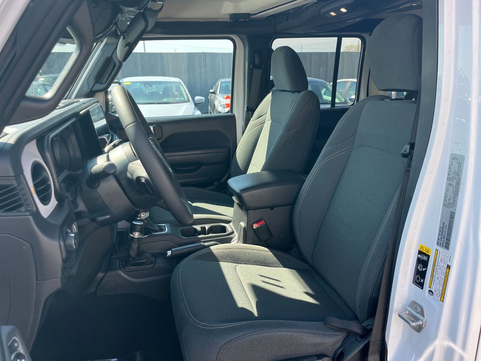 Used 2025 Jeep Wrangler Sport S image 35