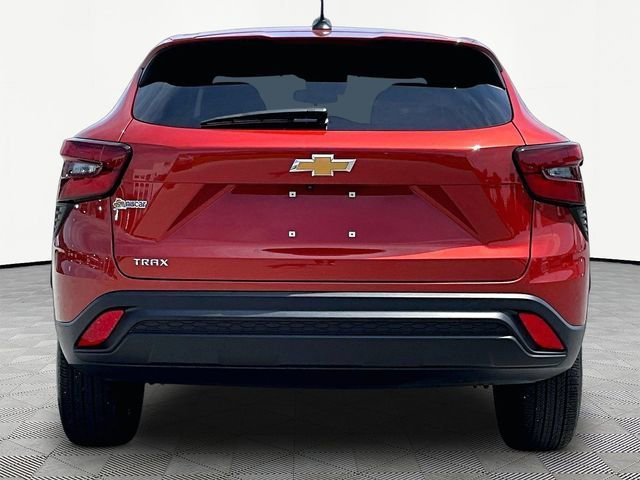 Used 2024 Chevrolet Trax LS FWD image 5