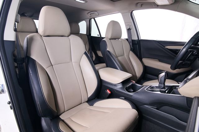Used 2023 Subaru Outback Limited image 18