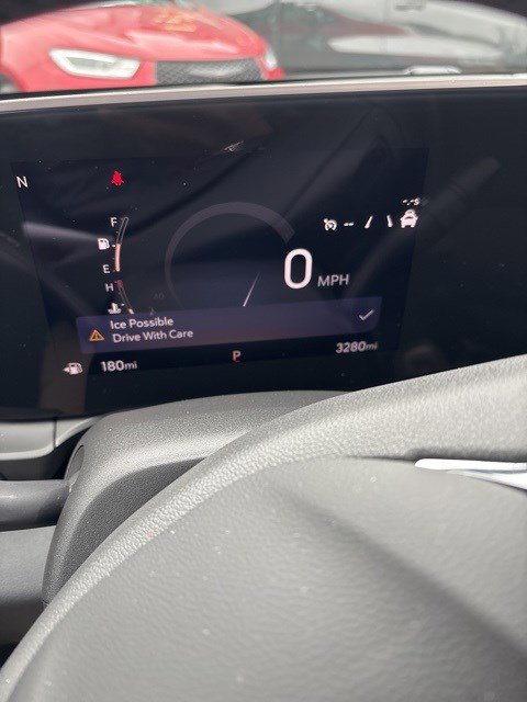 Used 2025 Buick Envista Sport Touring w/ Convenience I Package image 17