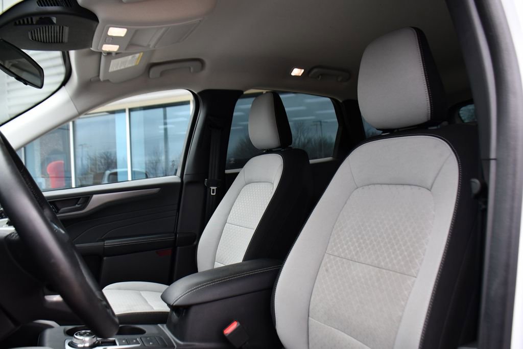 Used 2023 Ford Escape Active image 13