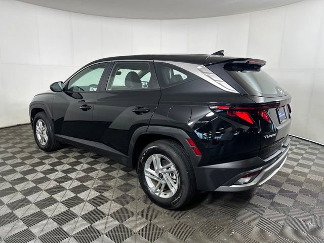 Certified 2025 Hyundai Tucson SE image 5