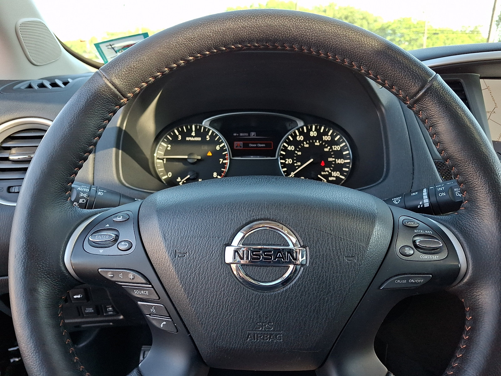 Used 2020 Nissan Pathfinder SL AWD/4WD image 22