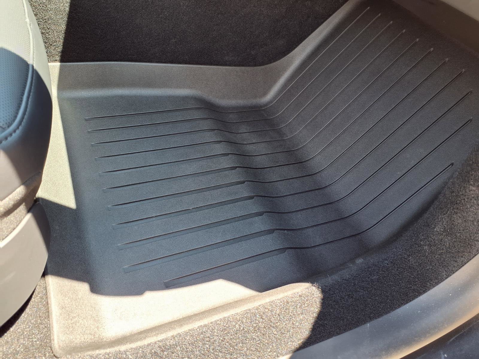 Used 2025 Tesla Model 3 RWD image 28