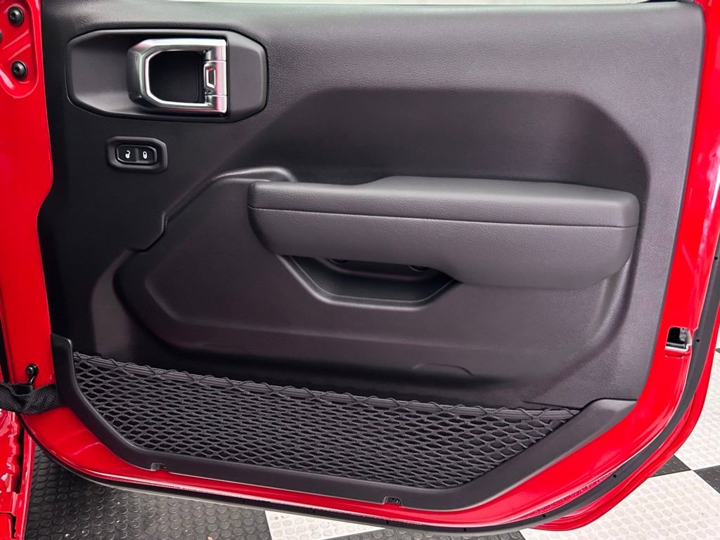 New 2025 Jeep Gladiator Sport image 18