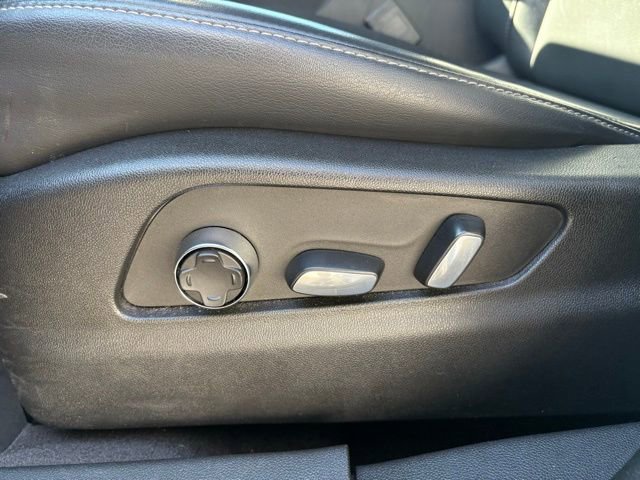 Used 2024 Cadillac XT4 Premium Luxury image 27