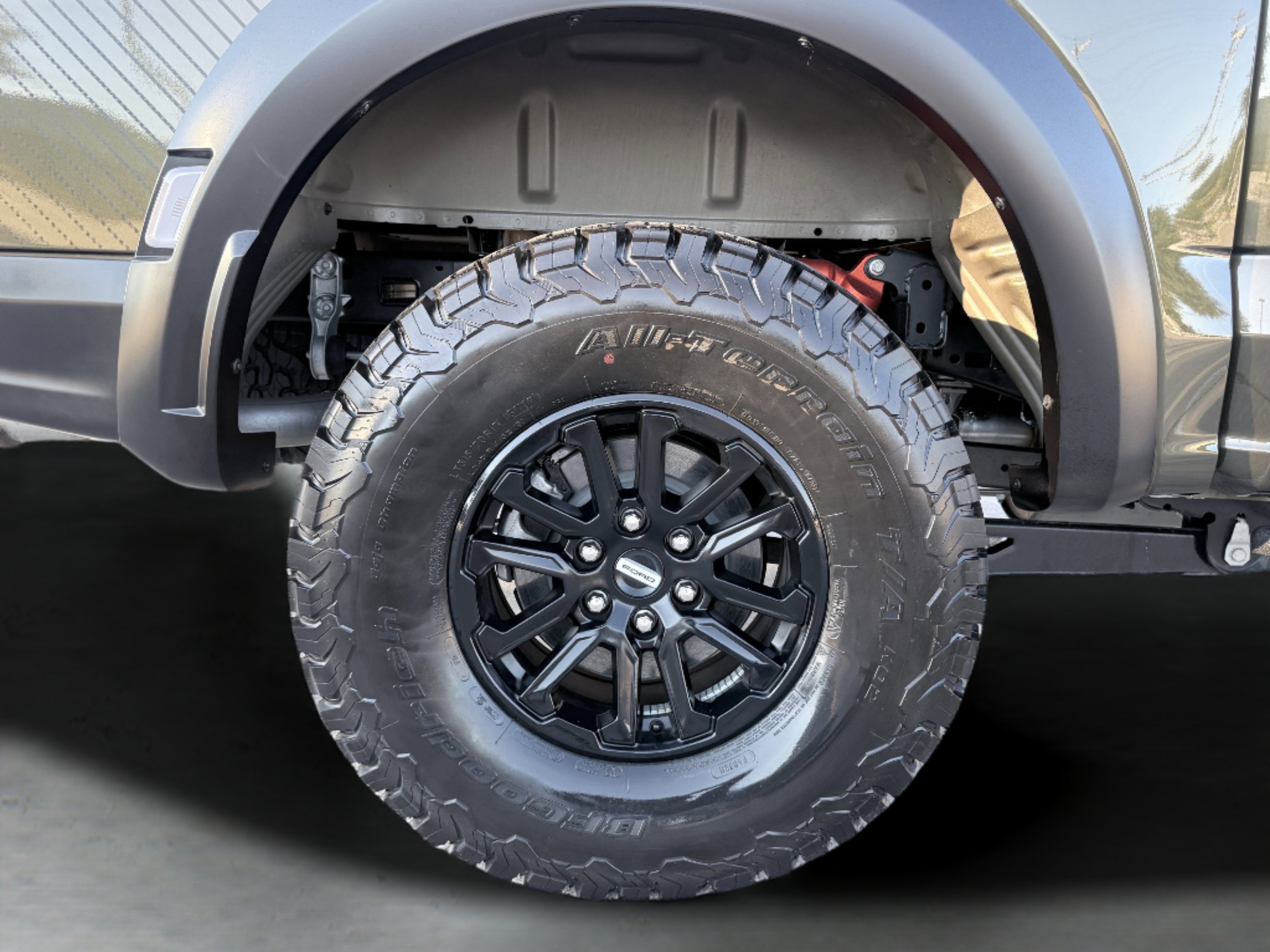Used 2025 Ford F150 Raptor AWD/4WD image 11