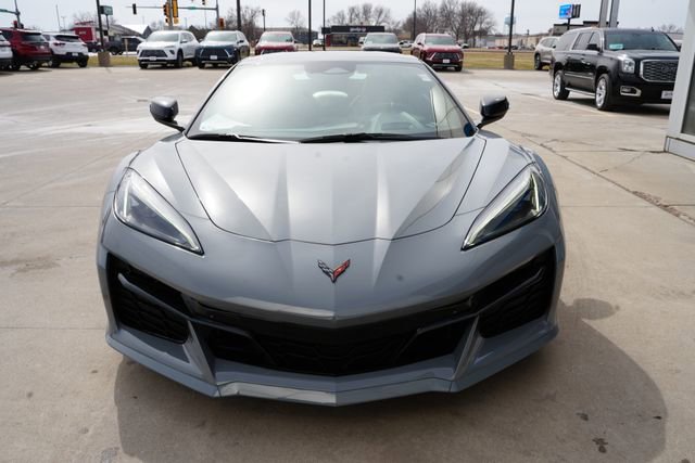 Used 2025 Chevrolet Corvette Z06 image 28