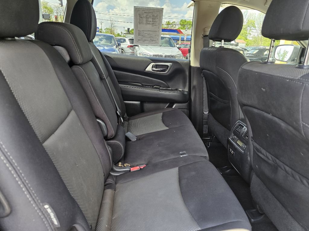 Used 2020 Nissan Pathfinder SV AWD/4WD image 30
